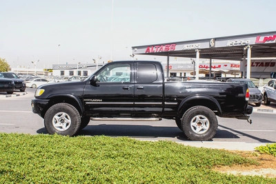 2000 - TOYOTA TUNDRA 4X4 - IMMCULATE CONDITION - ONLY 82,000 KM-3