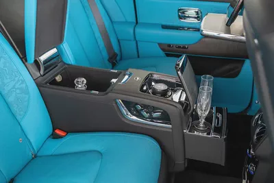 ROLLS-ROYCE CULLINAN | WARRANTY AVAILABLE PITSTOP 360AGMC | SILVER BADGE | BESPOKE TURQUOISE LEATHER-14