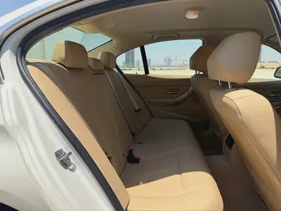 Stunning 2017 BMW 318i Executive - GCC Specs-10
