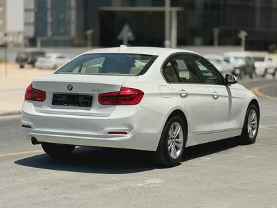 Stunning 2017 BMW 318i Executive - GCC Specs-14