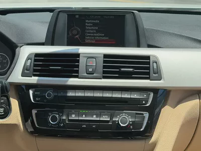 Stunning 2017 BMW 318i Executive - GCC Specs-8