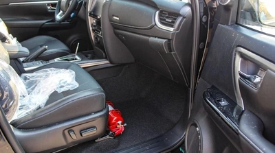 Toyota Fortuner FORTUNER VX 2.8L DIESEL 2024-8