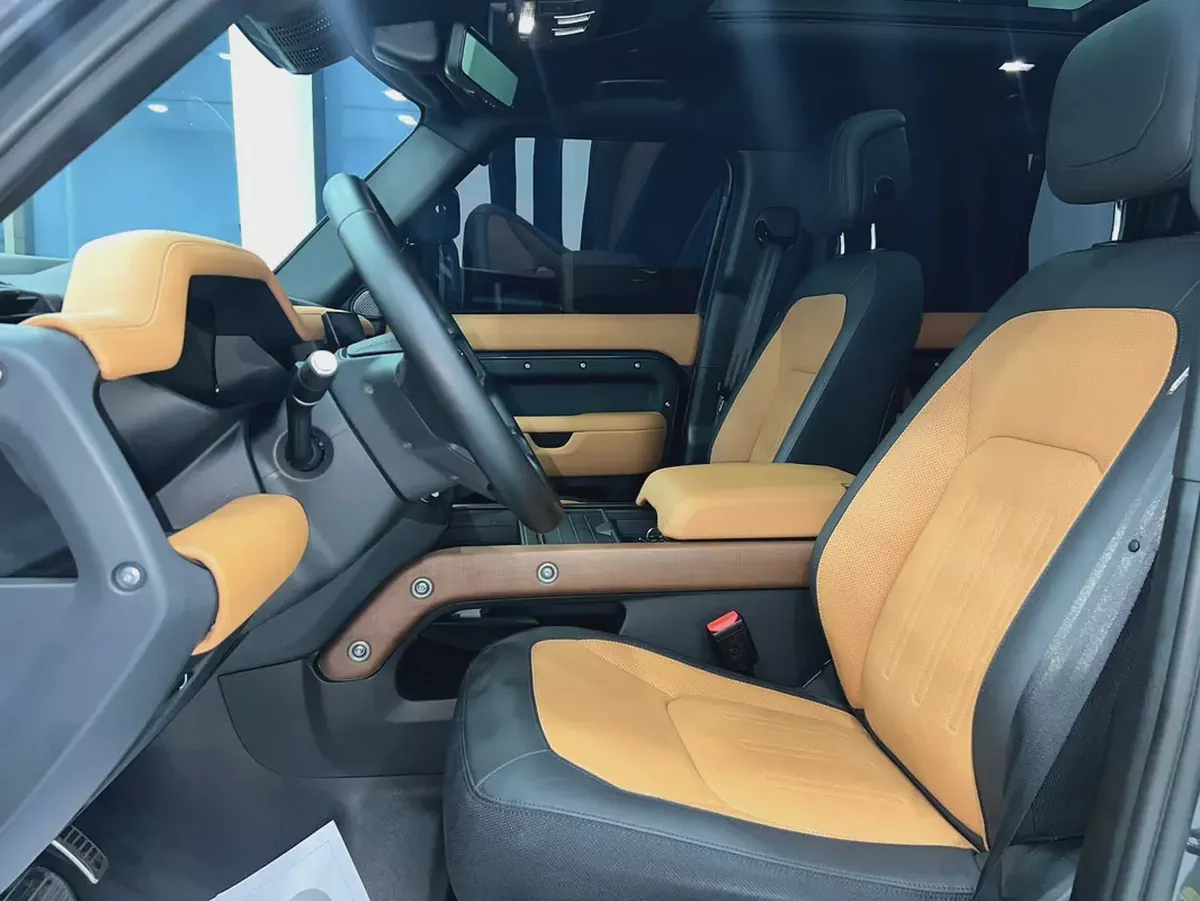2024 Land Rover Defender 110 X | GCC Specs | Brand New Condition-14-14