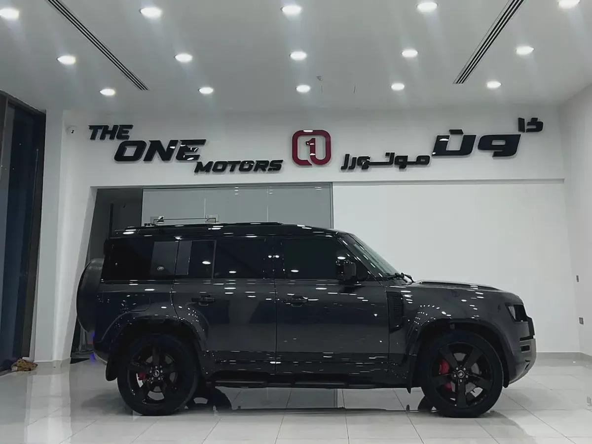 2024 Land Rover Defender 110 X | GCC Specs | Brand New Condition-5-5
