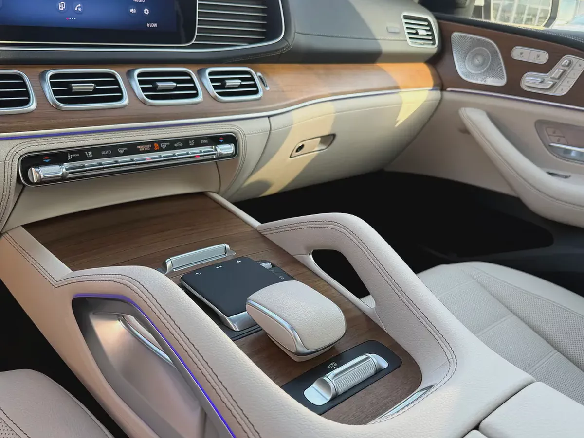 2024 Mercedes-Benz GLS 450 4MATIC | Luxury 7-Seater | American Specs-9-9