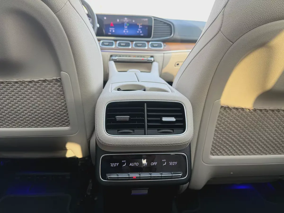 2024 Mercedes-Benz GLS 450 4MATIC | Luxury 7-Seater | American Specs-12-12