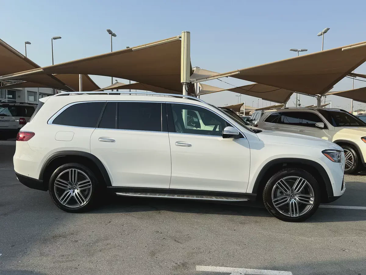 2024 Mercedes-Benz GLS 450 4MATIC | Luxury 7-Seater | American Specs-3-3