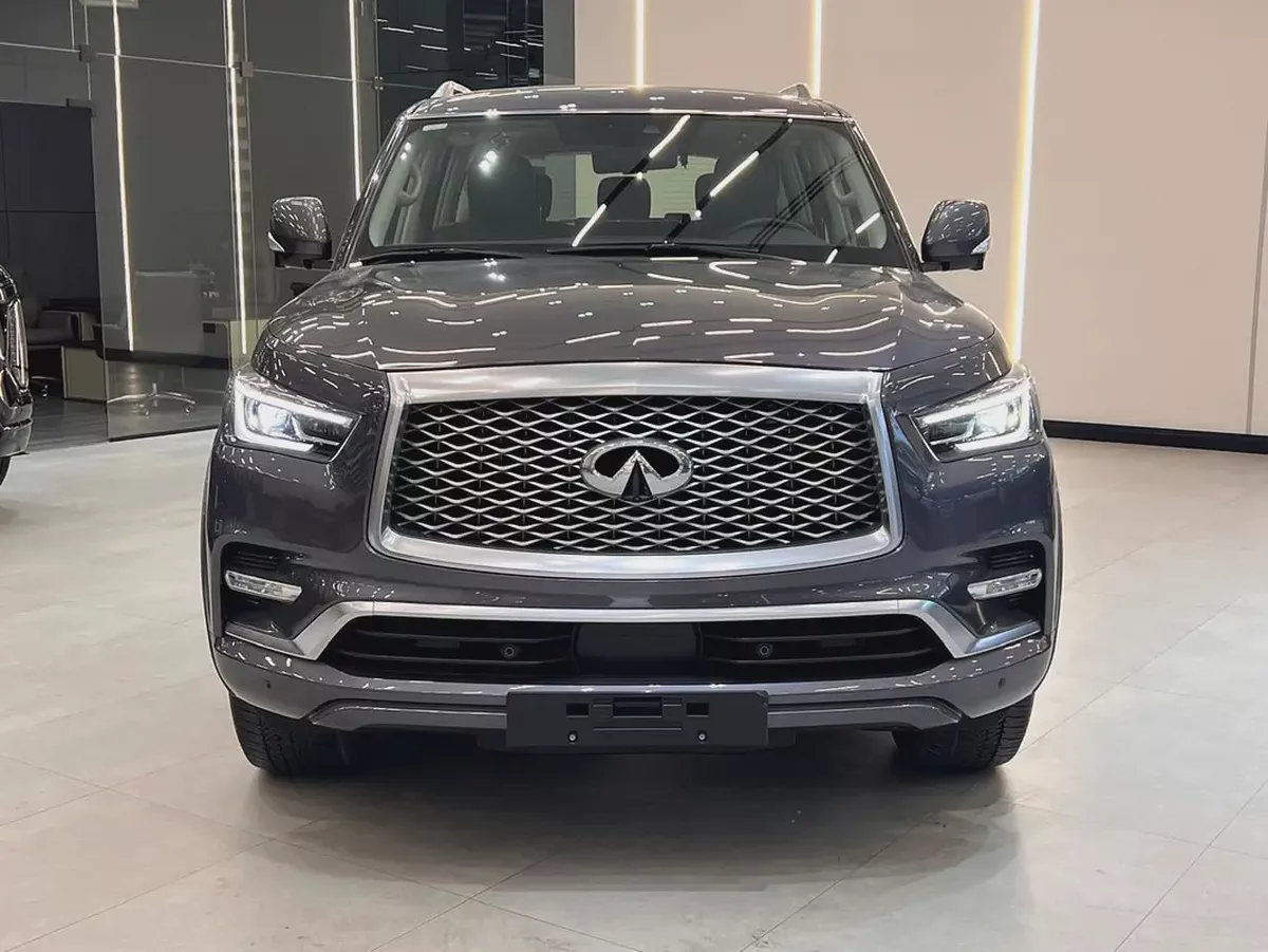 !! 2023!! Infiniti | QX80 Sensory | GCC | Immaculate Condition | just 49000 Driven-5-5
