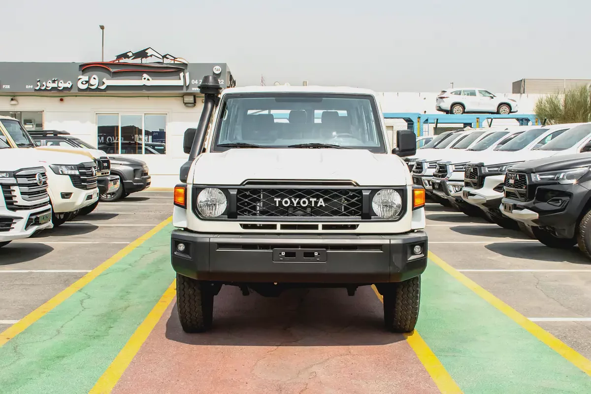 Toyota Land Cruiser LC76 4.0L 2026 with diff lock-16-16
