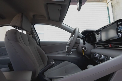 Hyundai Elantra / Avante 2023-18