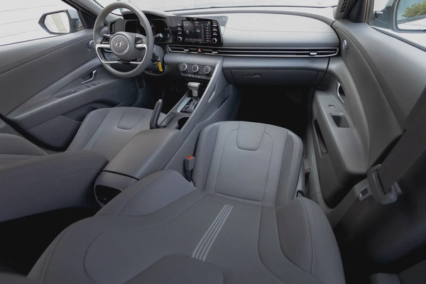 Hyundai Elantra / Avante 2023