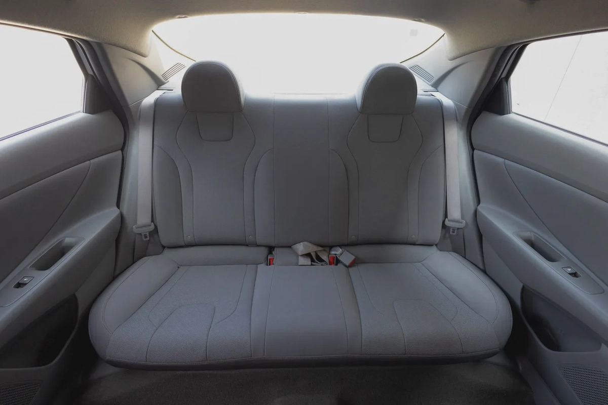 Hyundai Elantra / Avante 2023-22-22