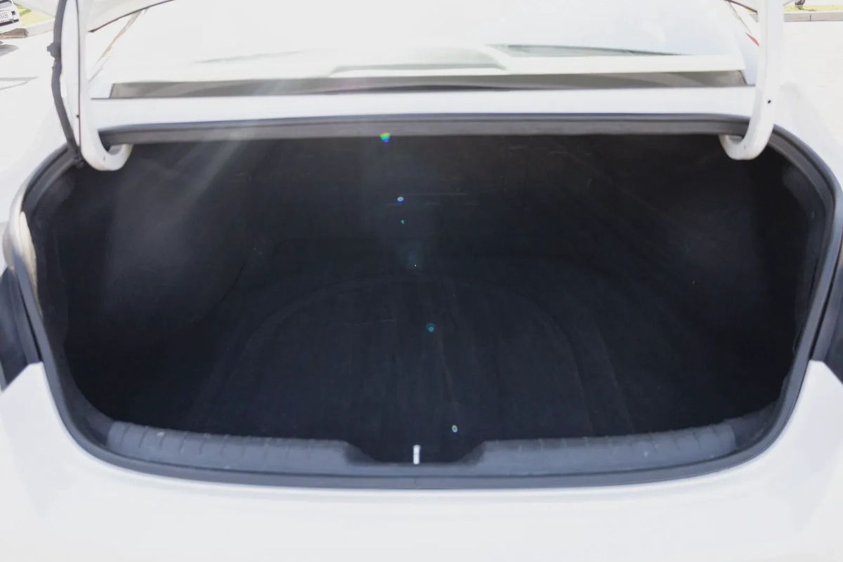 Hyundai Elantra / Avante 2023-17-17