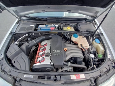 Audi a4 station wagon 2004 Japan imported -4
