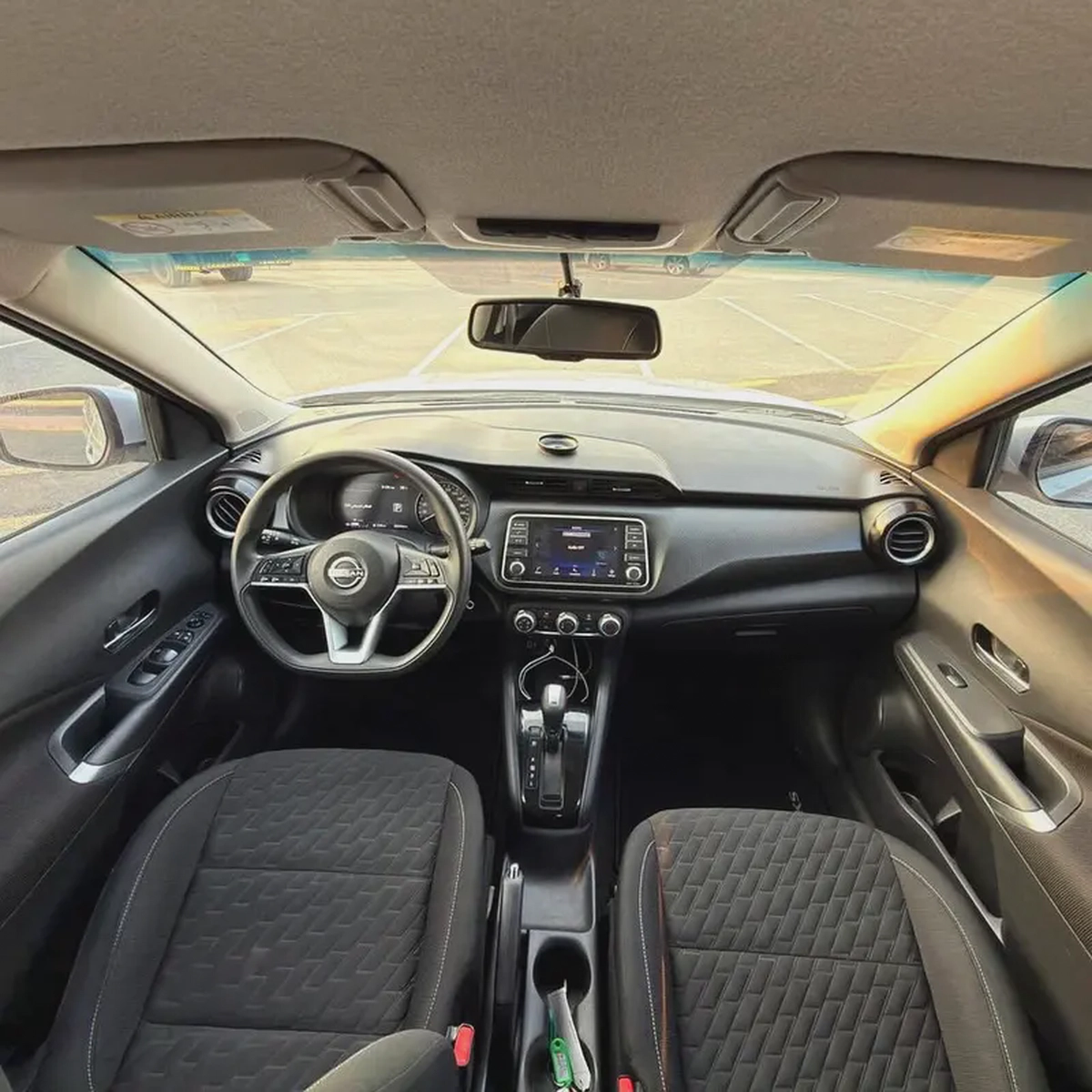 Nissan Kicks SV Plus 2023 GCC Specs Cash, Bank finance  Inhouse finance-4-4