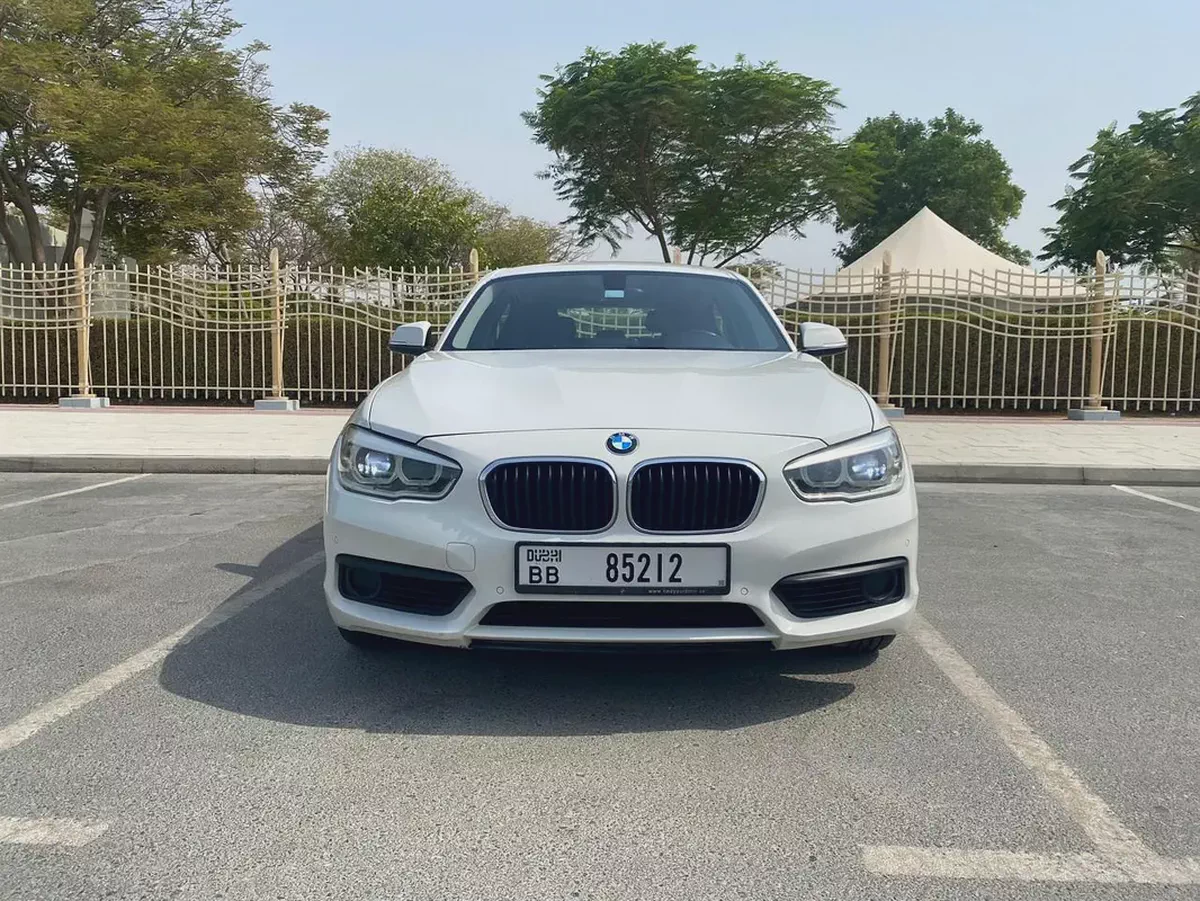 2019 bmw 120i sport line 2.0L  || GCC ||accident free ||Full services at bmw agency-3-3