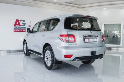 5.6 L LE TITANIUM | 1 OWNER | GCC |-5