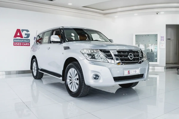 5.6 L LE TITANIUM | 1 OWNER | GCC |
