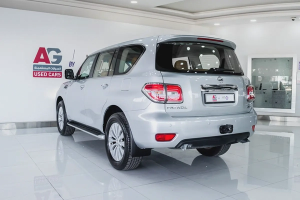5.6 L LE TITANIUM | 1 OWNER | GCC |