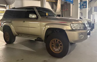 Nissan Patrol SAFARI SW-20
