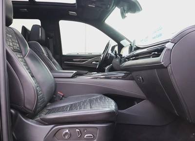 Cadillac Escalade V - Supercharged | 2023 - Full Option - Under Warranty-5