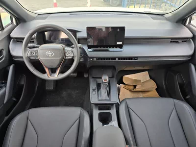 Toyota Corolla Cross 2026 – Full Option | Black | 2026 Model-10