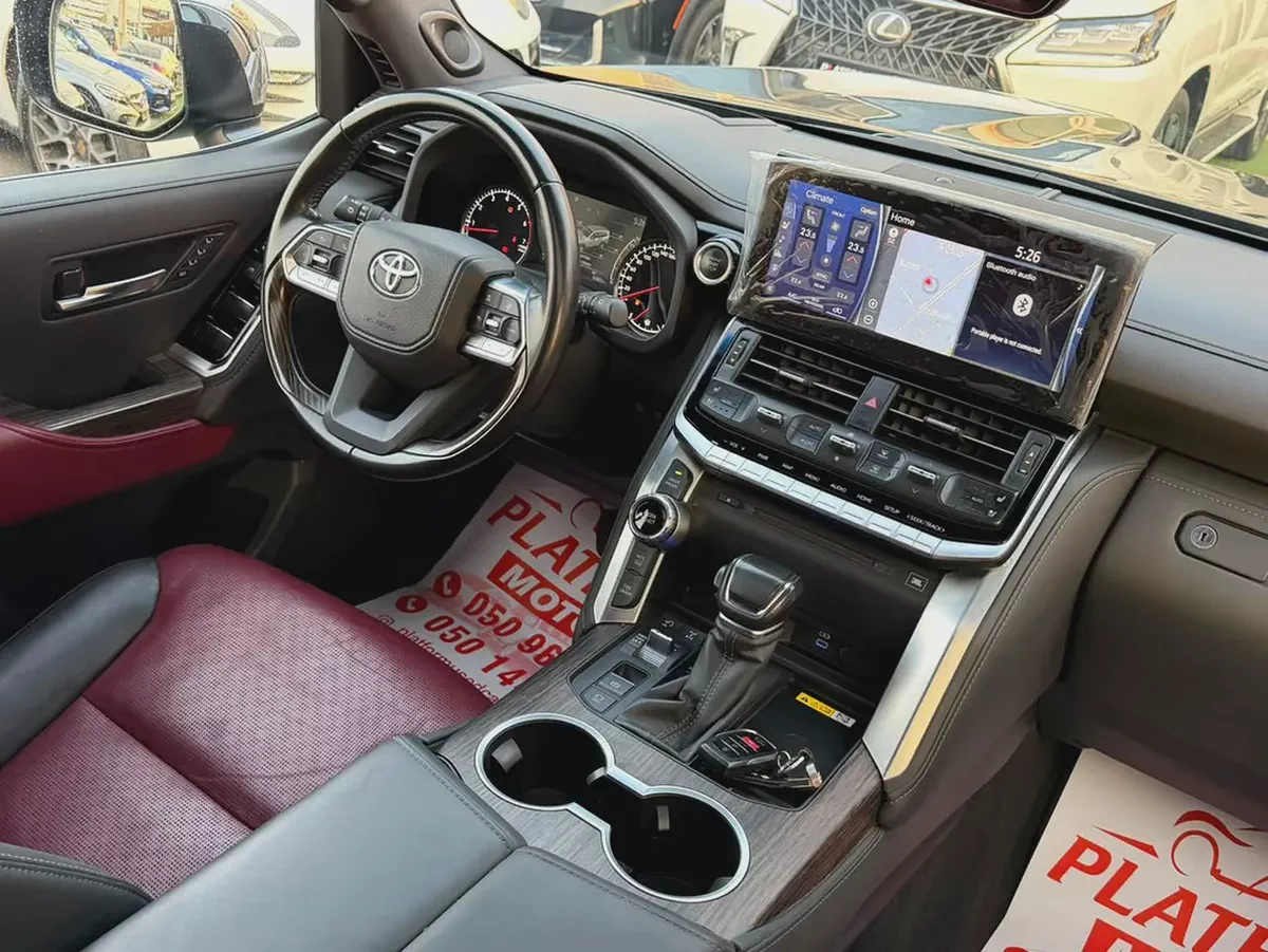 Toyota Land Cruiser VXR 2024 GCC Specs-8-8