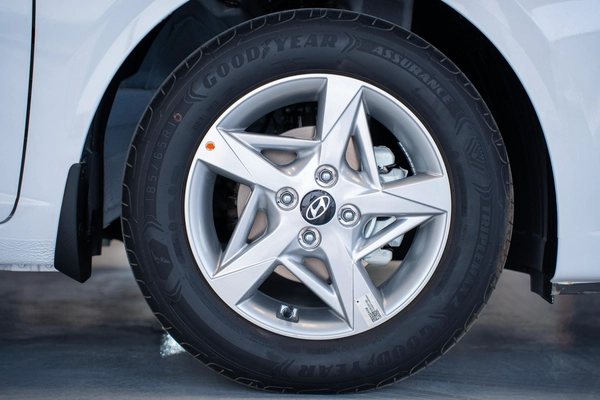 HYUNDAI ACCENT LUXUARY 1.5L 2026