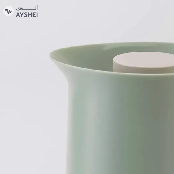 Trendy BEHÖVD Vacuum Flask - Light Green & Beige, 1 Liter