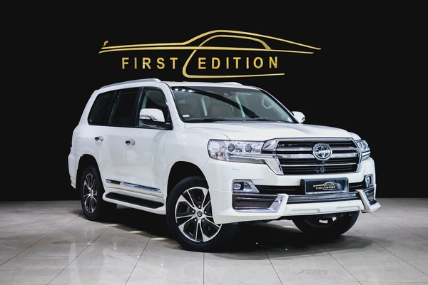 Pristine Toyota Land Cruiser VXR 5.7L V8 Gcc Grand Touring 2020 | GCC Specs | Full Service History
