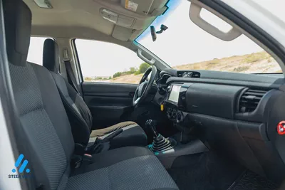 2021 Toyota Hilux GL GCC Specs LHD Petrol Pickup Truck-16
