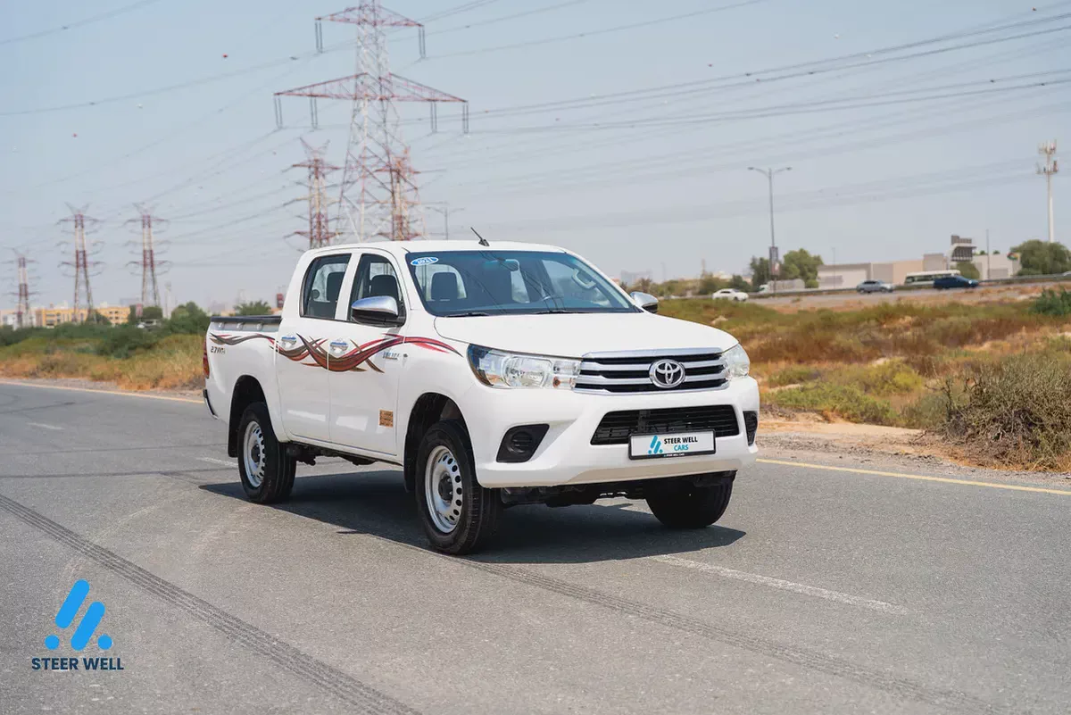 2021 Toyota Hilux GL GCC Specs LHD Petrol Pickup Truck-2-2