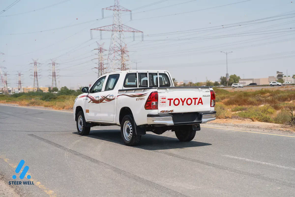 2021 Toyota Hilux GL GCC Specs LHD Petrol Pickup Truck-5-5