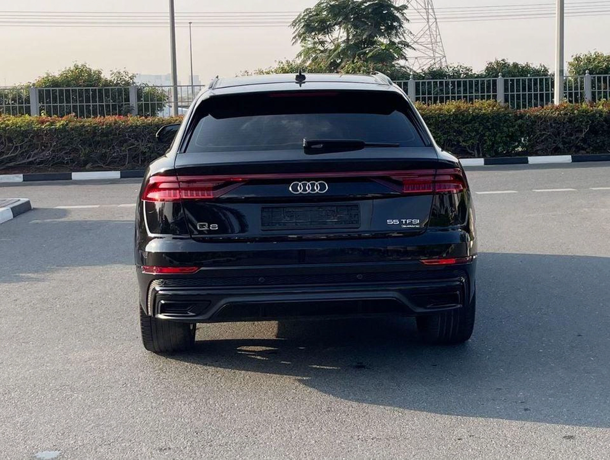 Audi Q8 55 TFSI quattro S-Line 3.0L (340 HP) -Al Nabooda-3-3