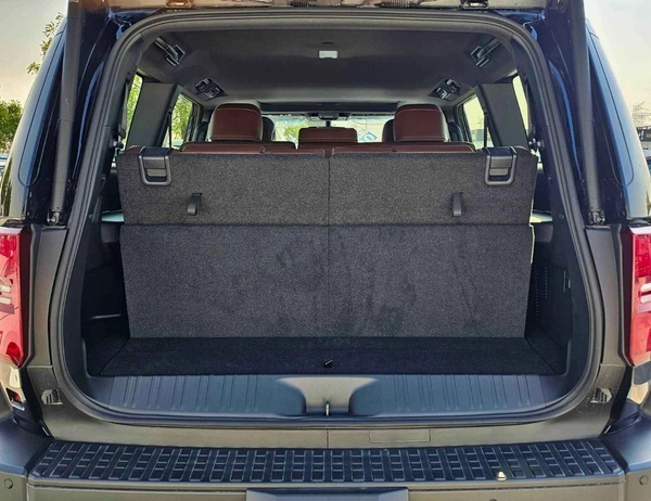 Toyota Prado ADVENTURE TURBO | 2.4L PETROL V4 | GCC SPEC | LEATHER WITH DRIVE ELECTRIC SEAT
