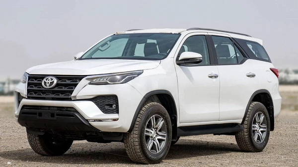 Toyota Fortuner 2.4 diesel