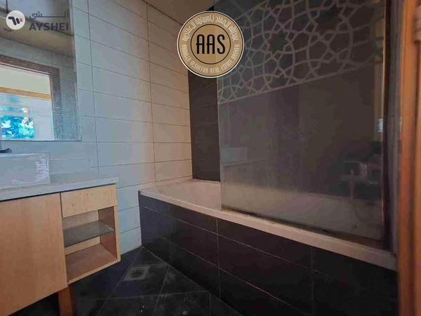 Spacial Layout Studio★ Sami Open Kitchen★ All Amenities Close To RTA Bus