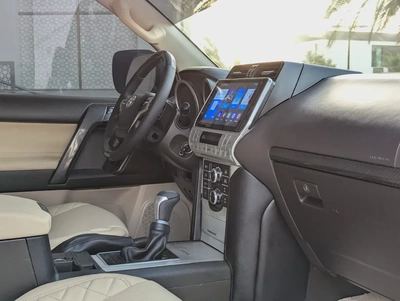 TOYOTA PRADO 2011 FACELIFTED 2023 WITH INTERIOR AND EXTERIOR GCC V4 2.7L IN EXCELLENT CONDITION-9