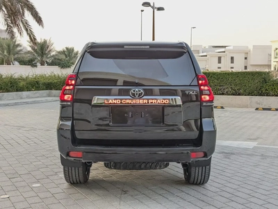 TOYOTA PRADO 2011 FACELIFTED 2023 WITH INTERIOR AND EXTERIOR GCC V4 2.7L IN EXCELLENT CONDITION-15