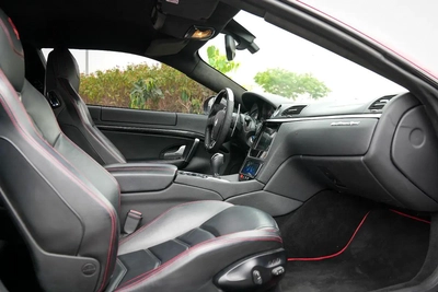 Maserati GranTurismo Sport 2014 GCC Specs-18