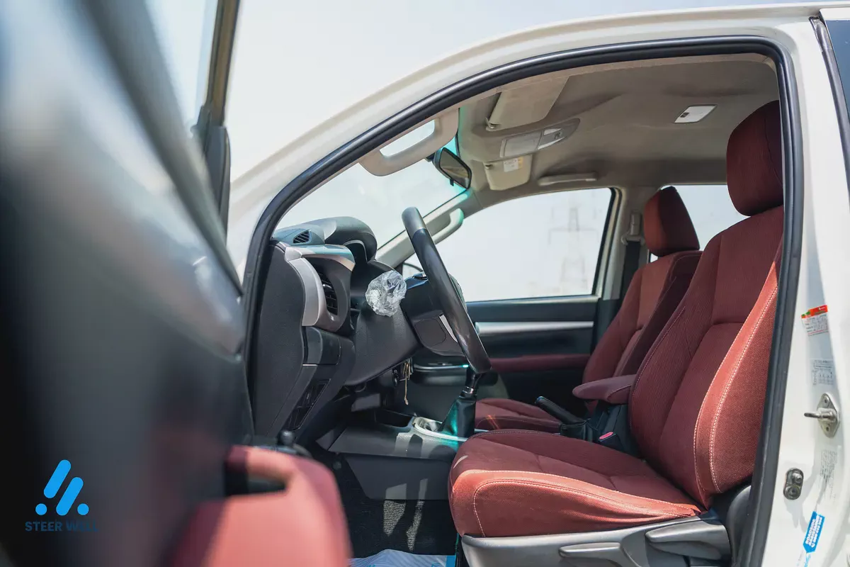 2020 Toyota Hilux SR5 2.7L Petrol Manual 4WD | Double Cab Pickup | GCC Specs-11-11