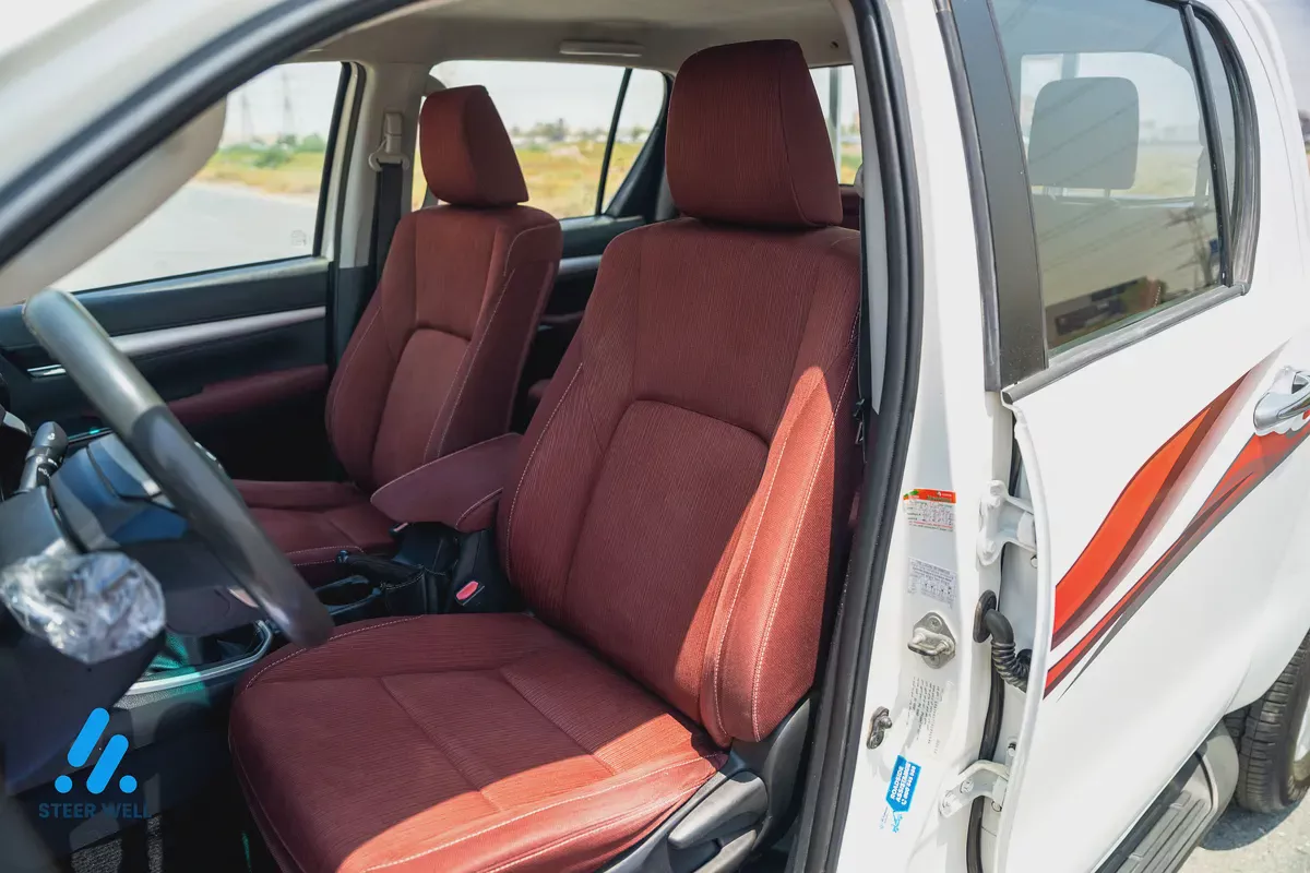 2020 Toyota Hilux SR5 2.7L Petrol Manual 4WD | Double Cab Pickup | GCC Specs-13-13