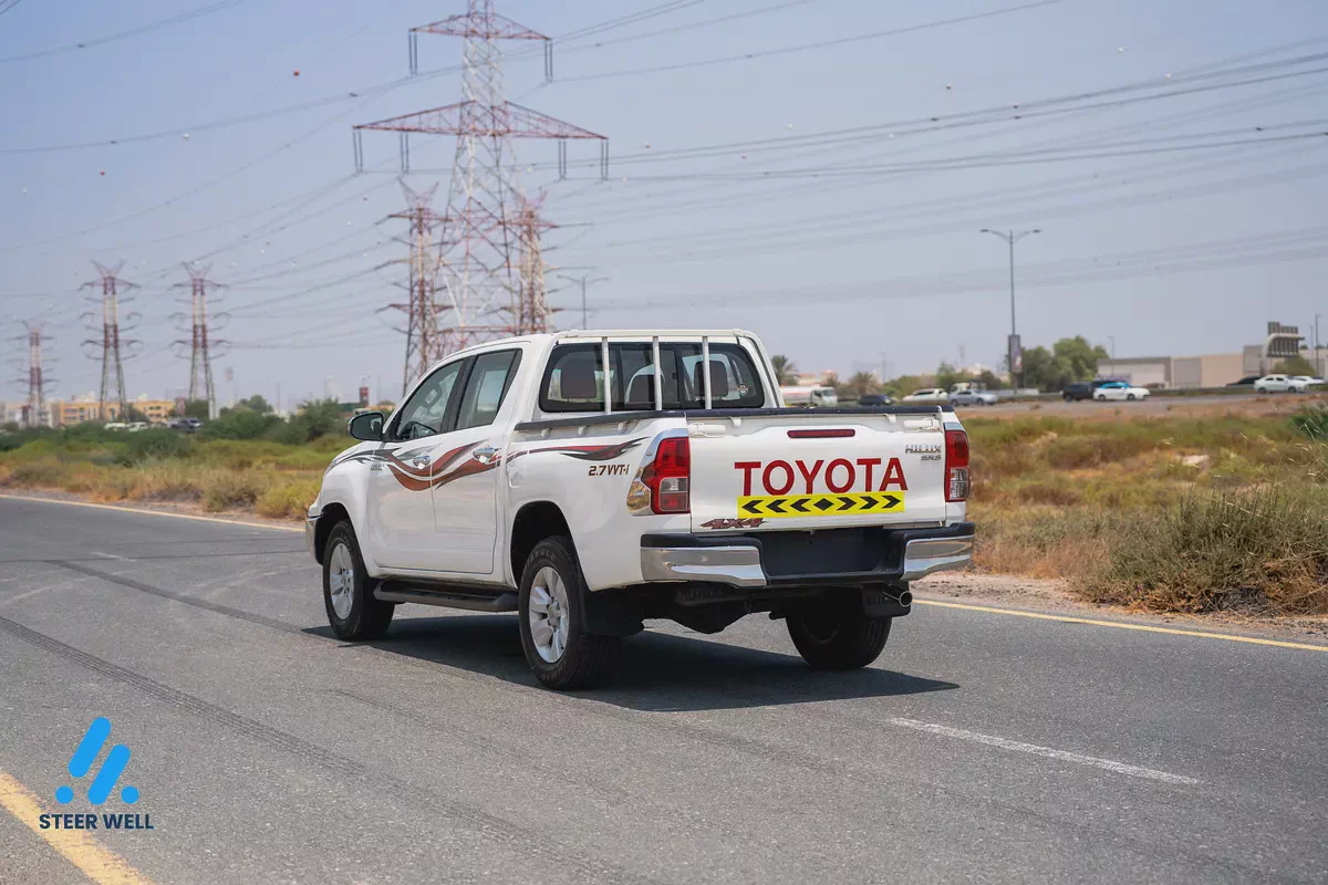 2020 Toyota Hilux SR5 2.7L Petrol Manual 4WD | Double Cab Pickup | GCC Specs-8-8