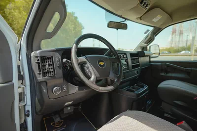 Chevrolet Express | Automatic | 11-Seater | GCC Specs | Ref#C06122-11