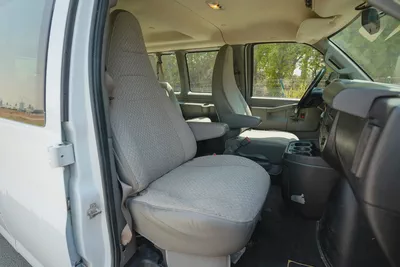 Chevrolet Express | Automatic | 11-Seater | GCC Specs | Ref#C06122-8