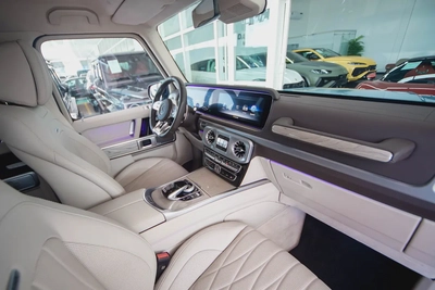MERCEDES BENZ G63 | 2023 | 4,850km | Under warranty-15