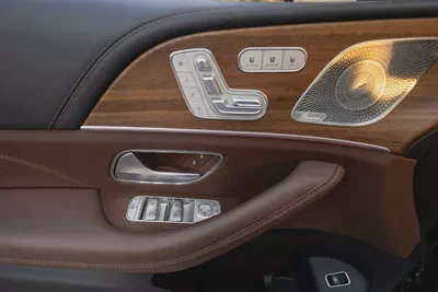 Mercedes-Benz GLS 63 AMG 2024-11