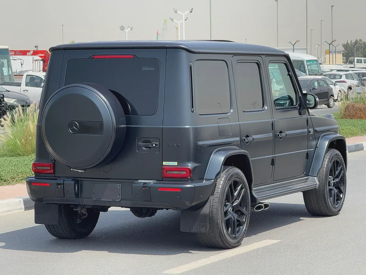 Mercedes-Benz G63 AMG V8 Mint Condition Car-3-3