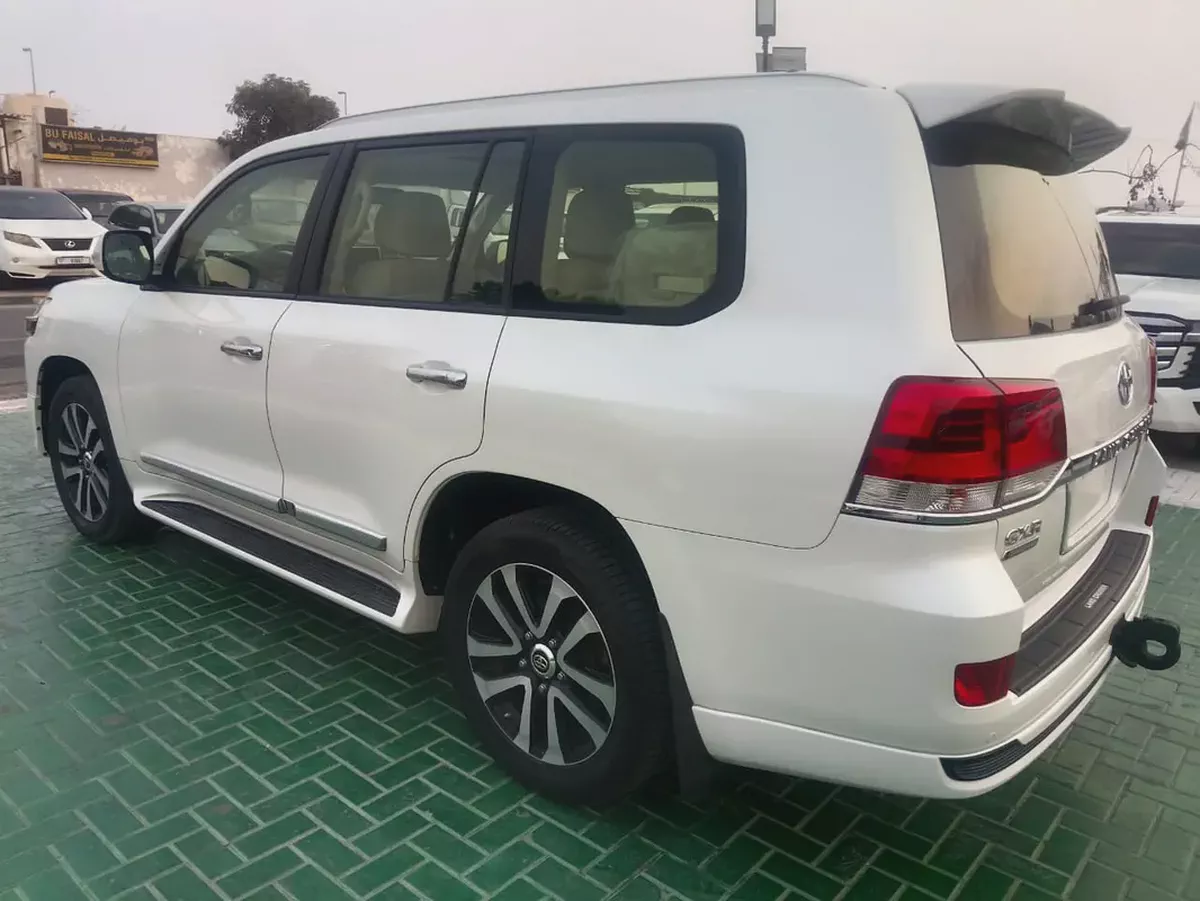 Toyota Land Cruiser 2019 GXR Grand Touring GCC Specs-4-4