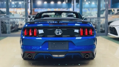 Ford Mustang GT California Special 2017 | 1st Owner | Original Paint | GCC Specs | Full Service Hist-5